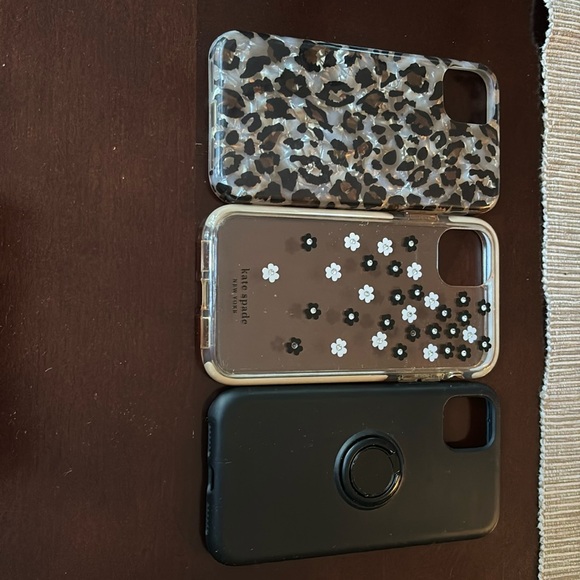 iPhone 11 cases used - Picture 1 of 4
